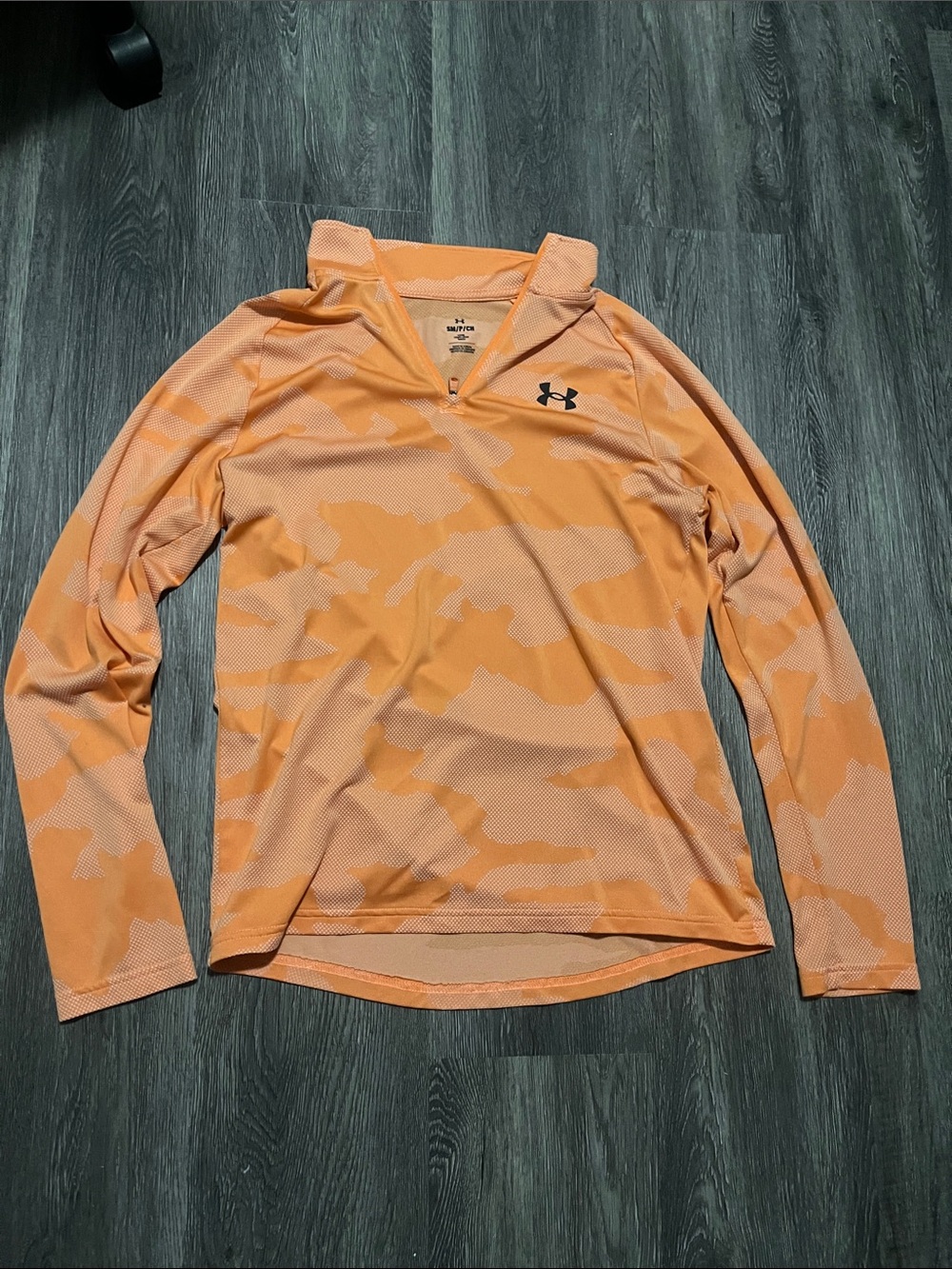 Under Armour Men’s Long-Sleeve Performance Top - Orange Camo Print